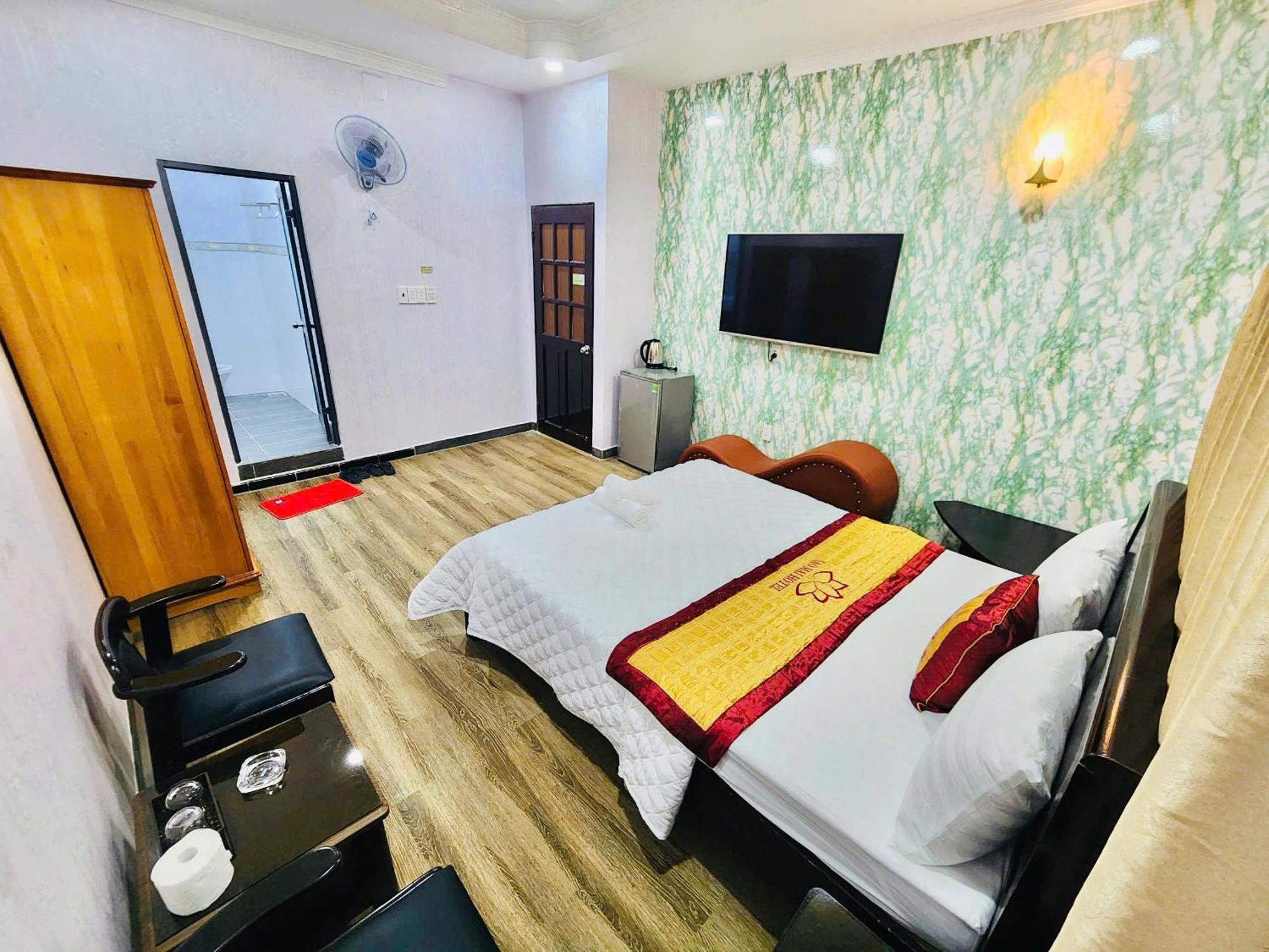 Khach San Sao Mai Hotel Ho Chi Minh City Bagian luar foto