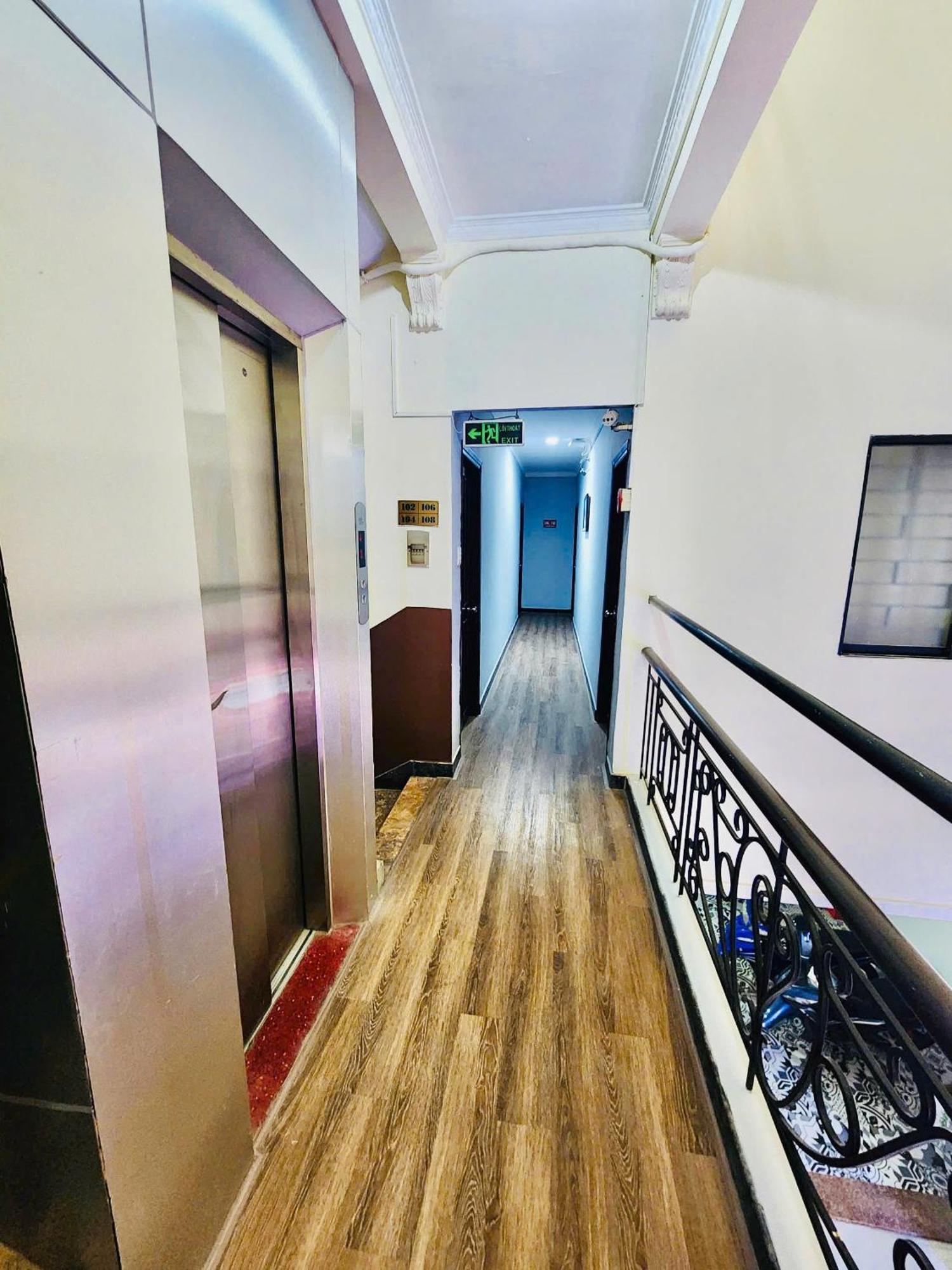 Khach San Sao Mai Hotel Ho Chi Minh City Bagian luar foto